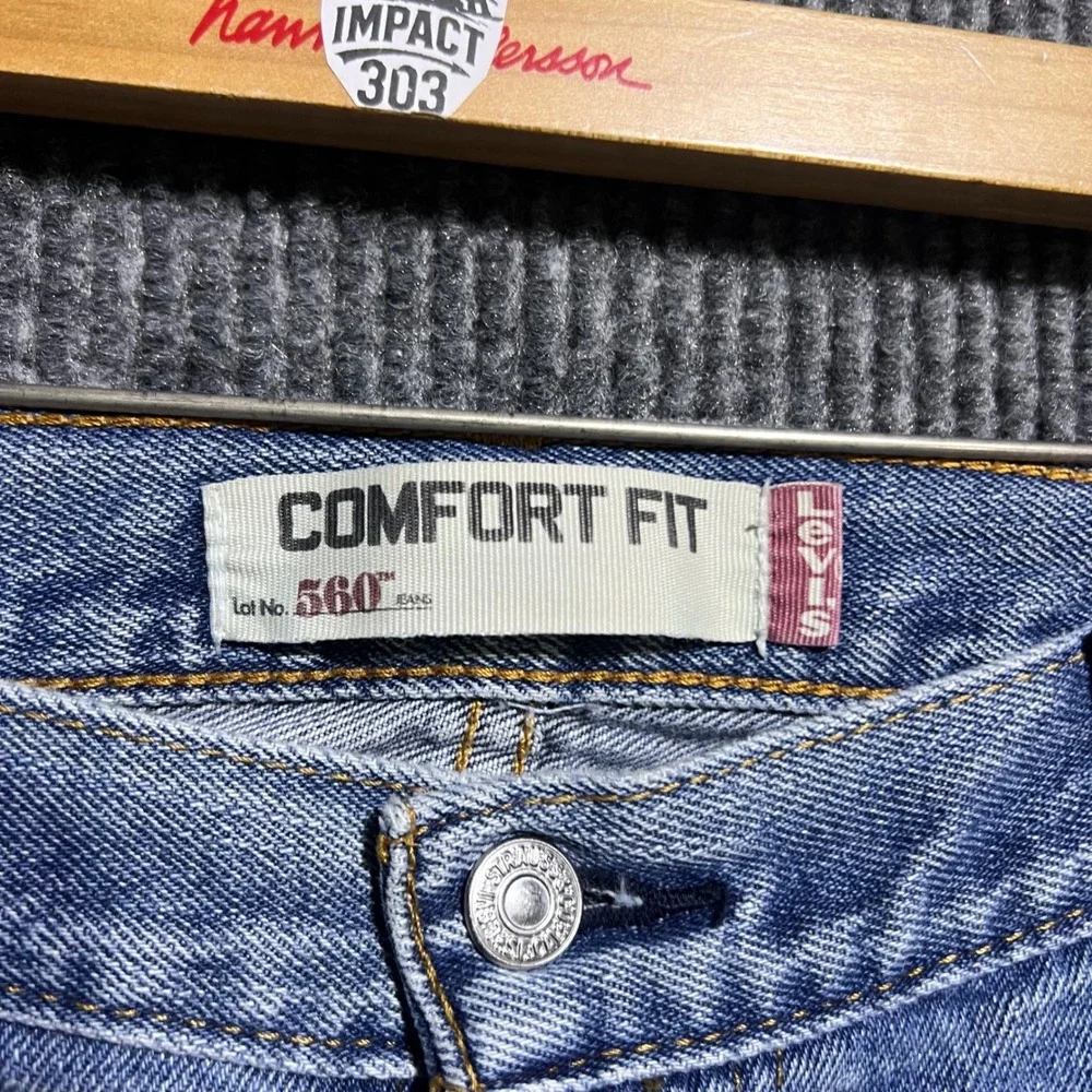 Levis 560 Comfort Fit Jeans Mens 38x30 Blue Baggy Relaxed Tapered Light Wash